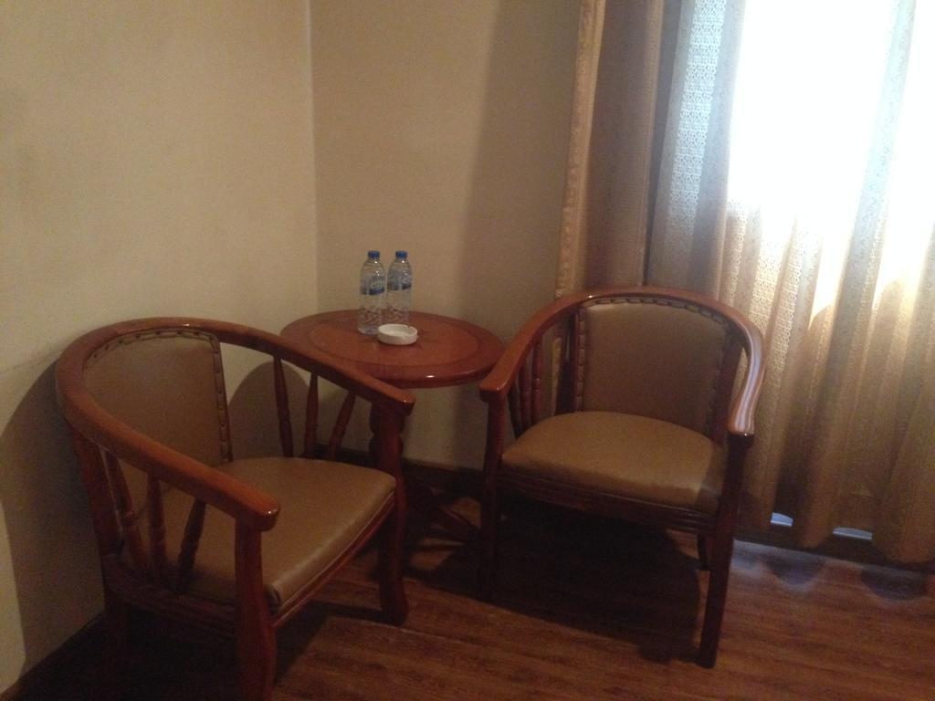Cittic Hotel Batam Buitenkant foto