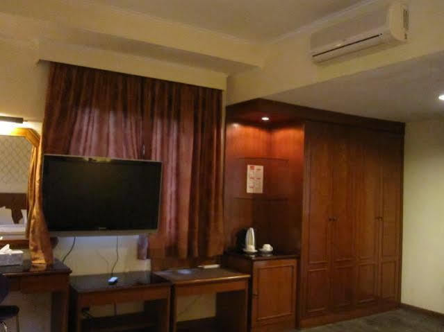 Cittic Hotel Batam Buitenkant foto