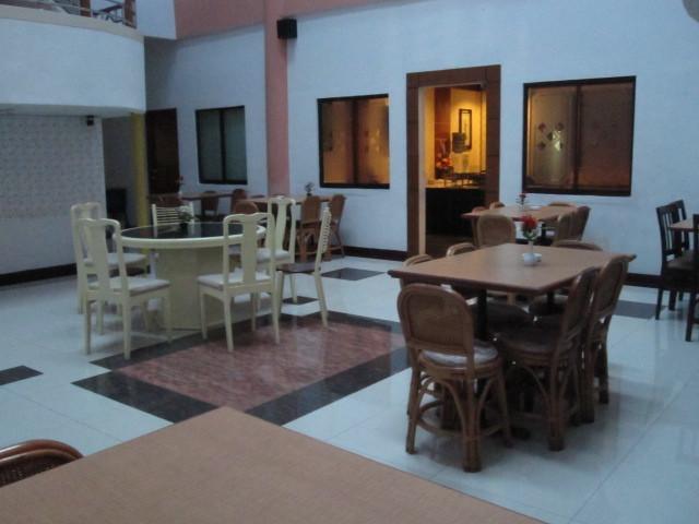 Cittic Hotel Batam Buitenkant foto