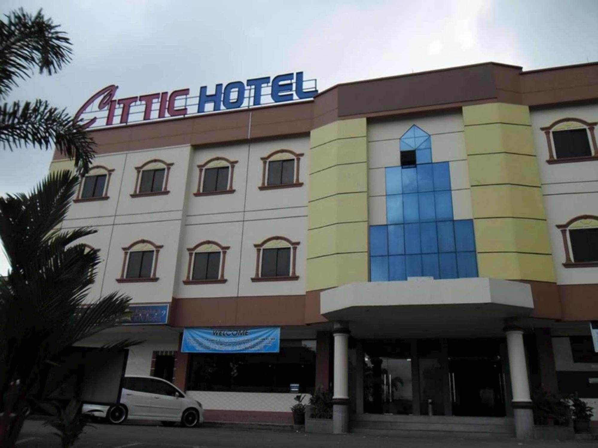 Cittic Hotel Batam Buitenkant foto